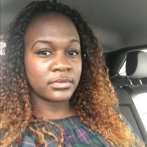 Meet your Posher, Delores